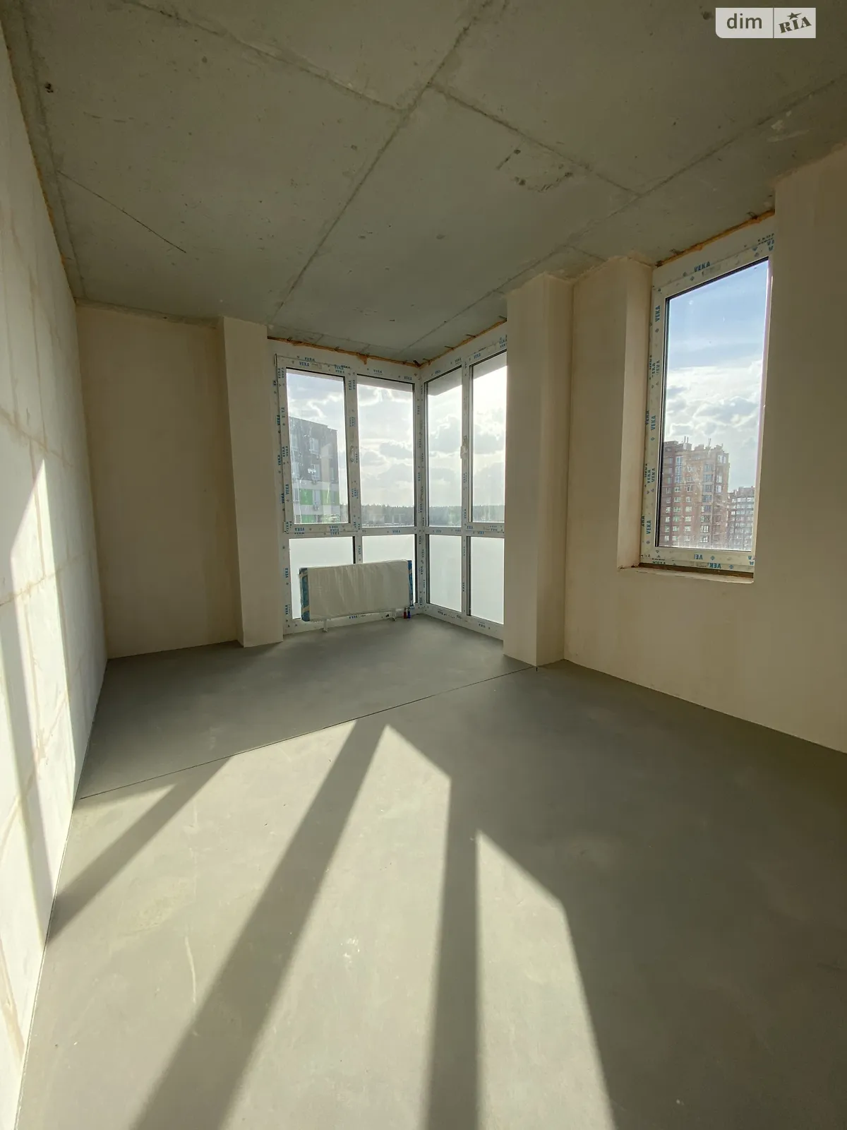 Продается 2-комнатная квартира 55 кв. м в Ирпене, ул. Университетская(Карла Маркса), 3/13 - фото 1