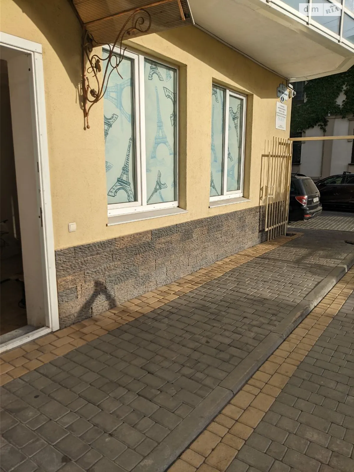 Продається офіс 57.4 кв. м в бізнес-центрі, цена: 86100 $ - фото 1