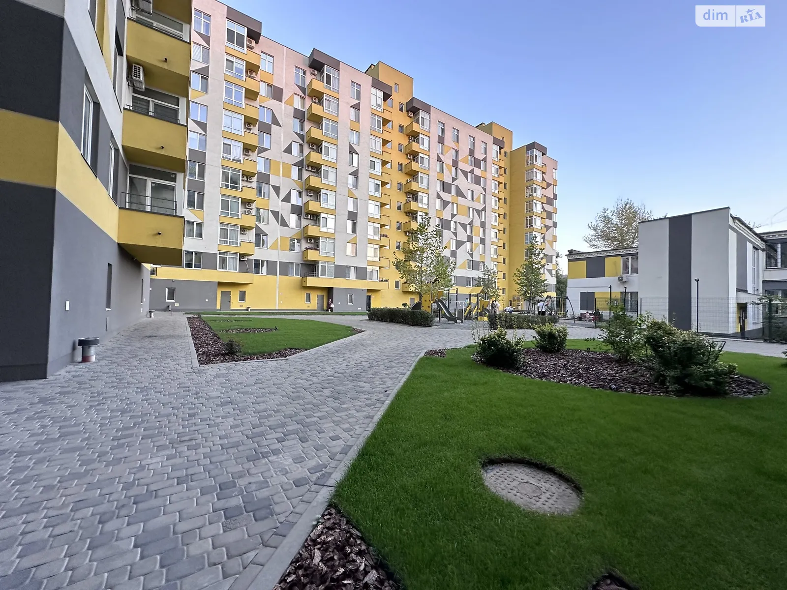 Продається 1-кімнатна квартира 42.9 кв. м у Дніпрі, вул. Хмельницького Богдана, 11А - фото 1