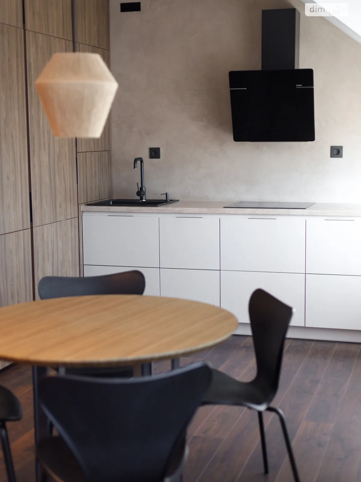 Продается 3-комнатная квартира 115 кв. м в Ужгороде, ул. Климпуша, 2А - фото 1