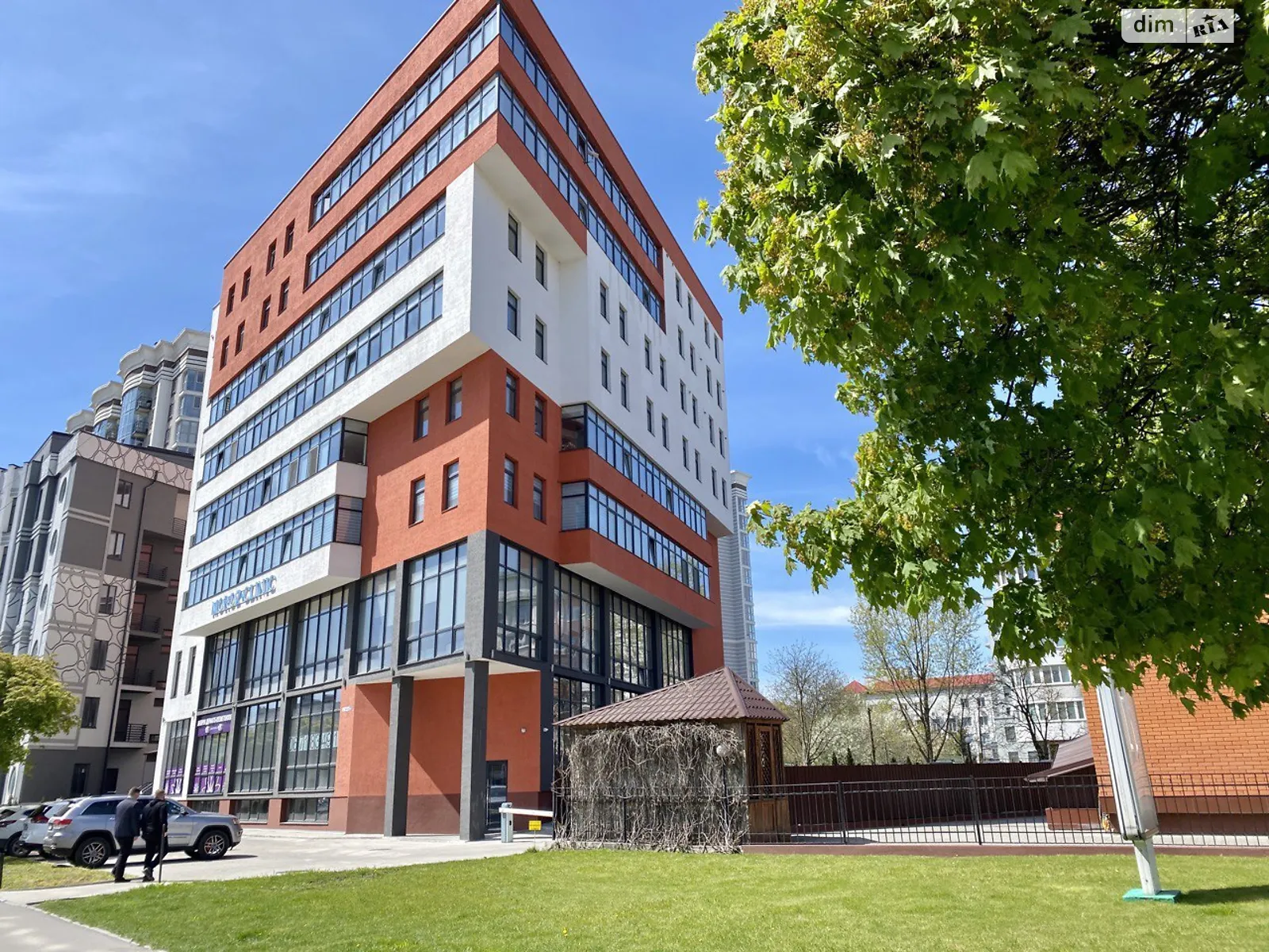 Продається офіс 65.1 кв. м в бізнес-центрі, цена: 75000 $ - фото 1
