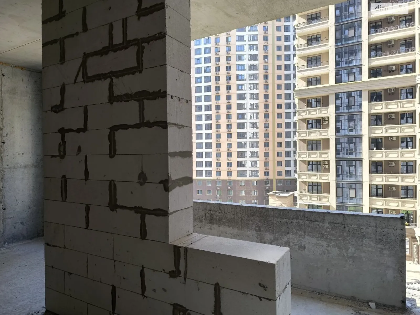 Продается 2-комнатная квартира 65 кв. м в Одессе, ул. Генуэзская, 1/1 - фото 1