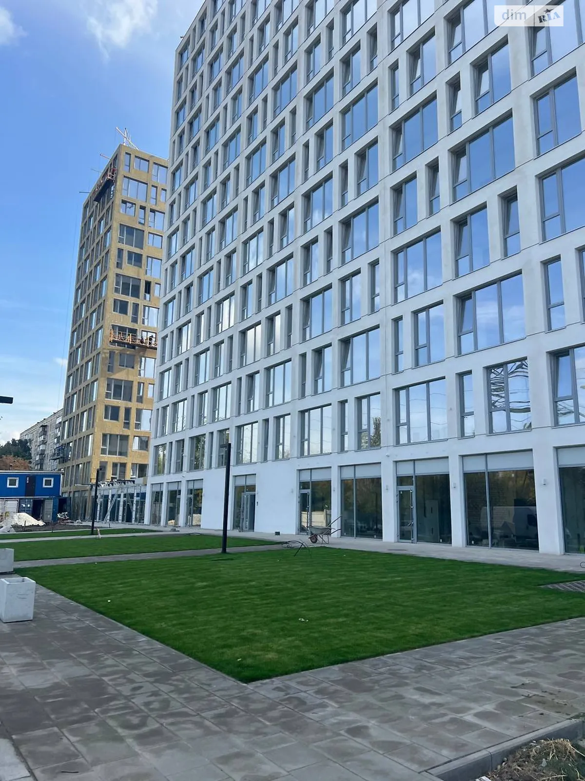 Продается 3-комнатная квартира 76 кв. м в Днепре, ул. Холодильная, 67 корпус 1 - фото 1