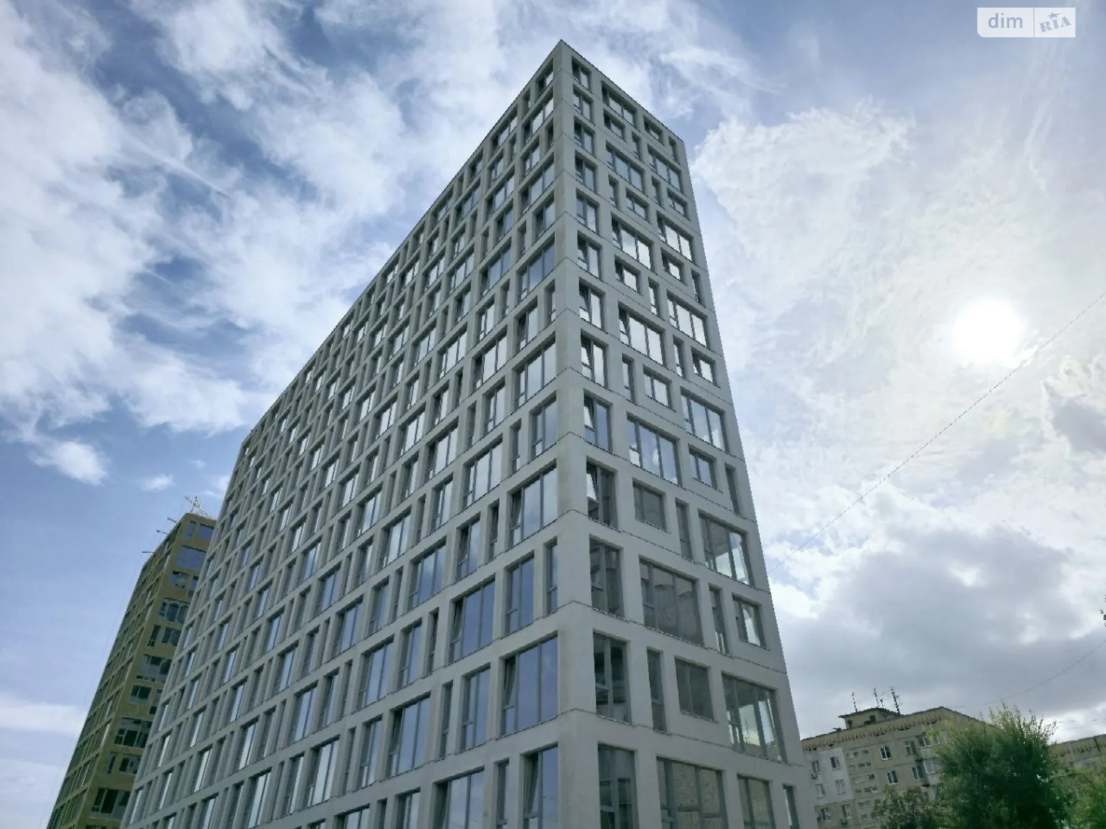 Продается 1-комнатная квартира 43 кв. м в Днепре - фото 1