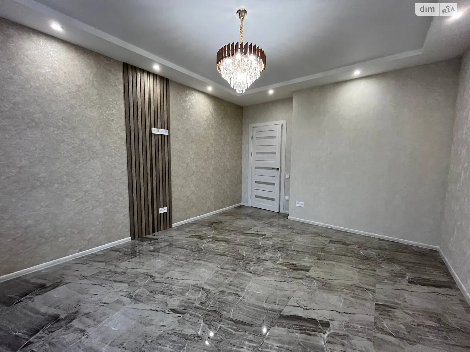 Продається 2-кімнатна квартира 69.5 кв. м у, цена: 94000 $ - фото 1