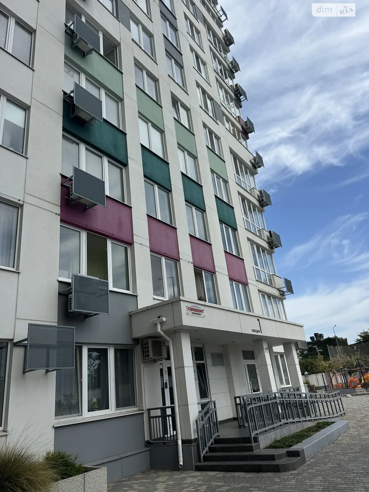 Продается 2-комнатная квартира 67 кв. м в Одессе, ул. Костанди, 104/2 - фото 1