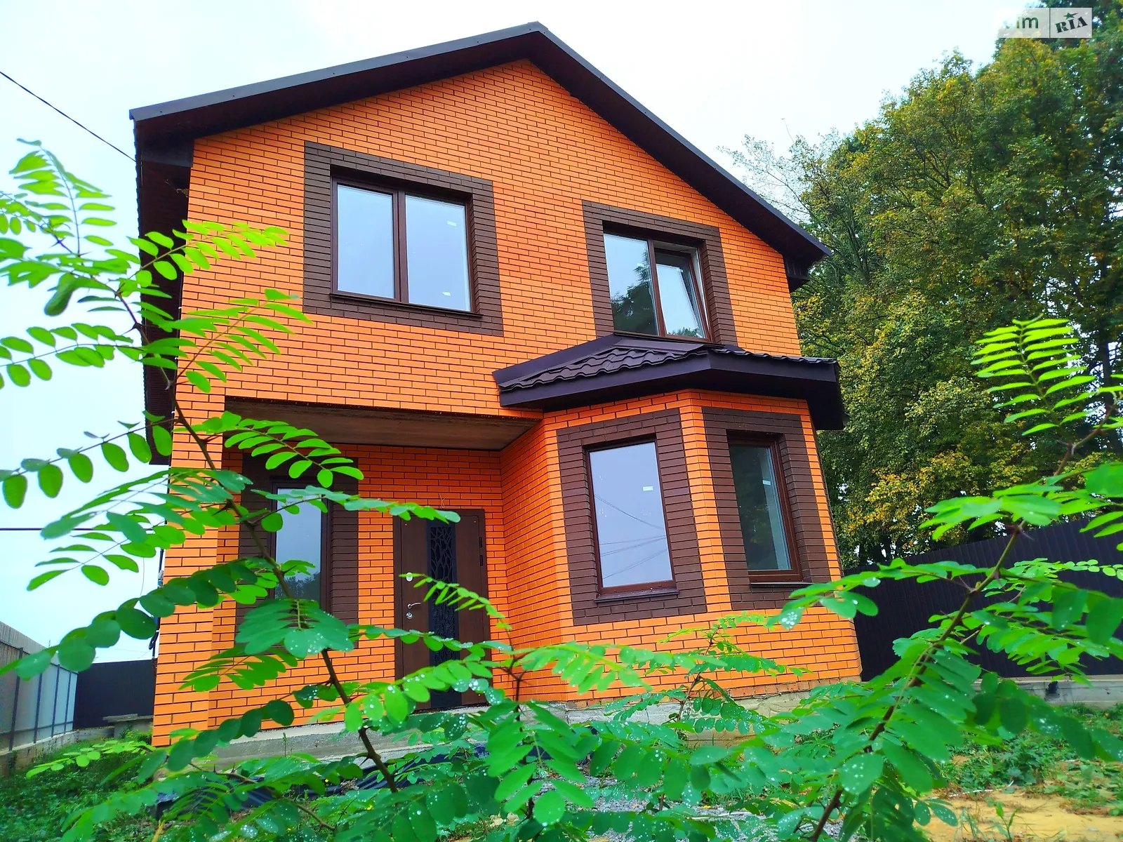 Продается дом на 2 этажа 125 кв. м с мансардой, цена: 88000 $ - фото 1