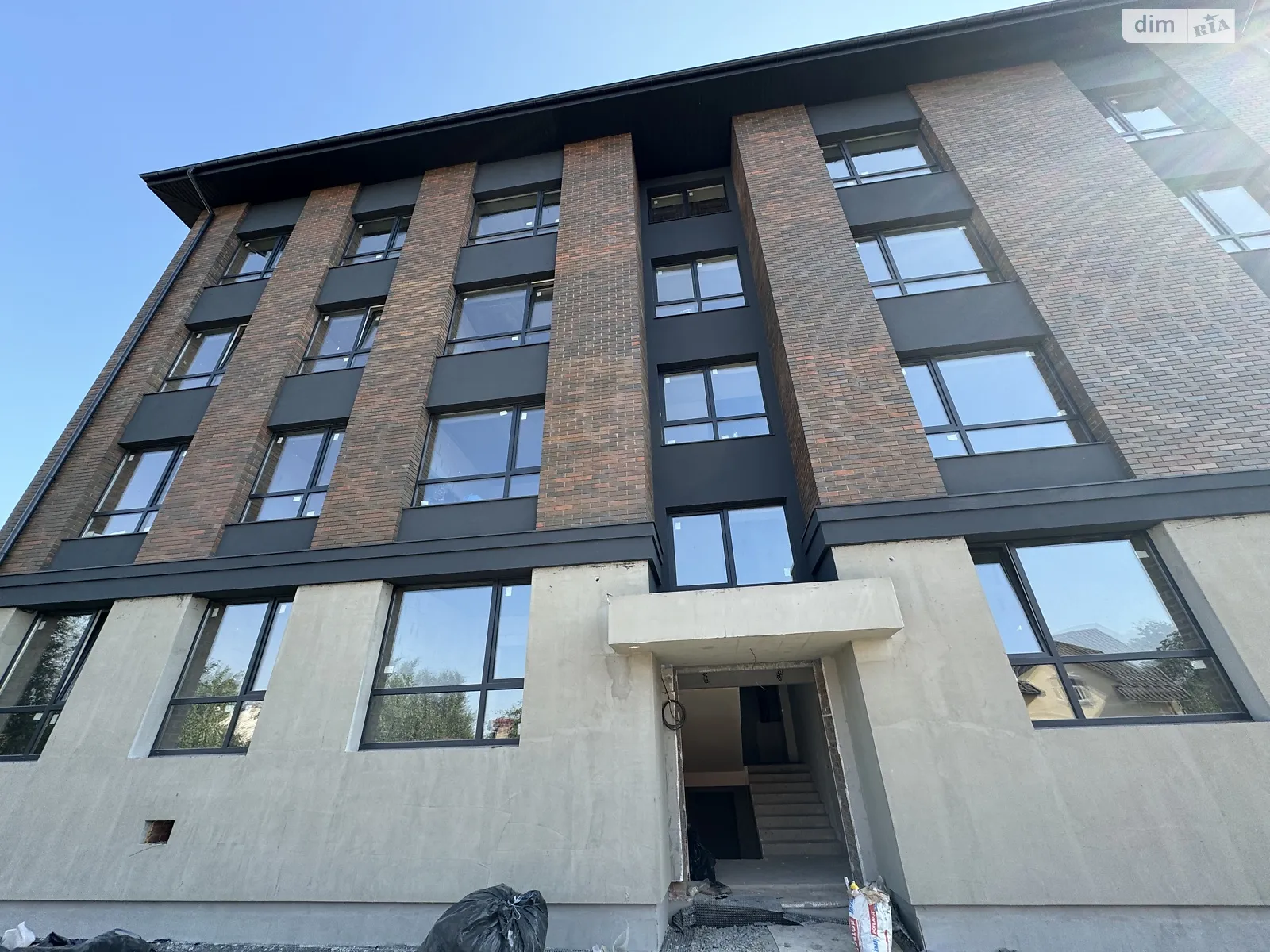 Продается 2-комнатная квартира 46 кв. м в Ирпене, ул. Троицкая - фото 1