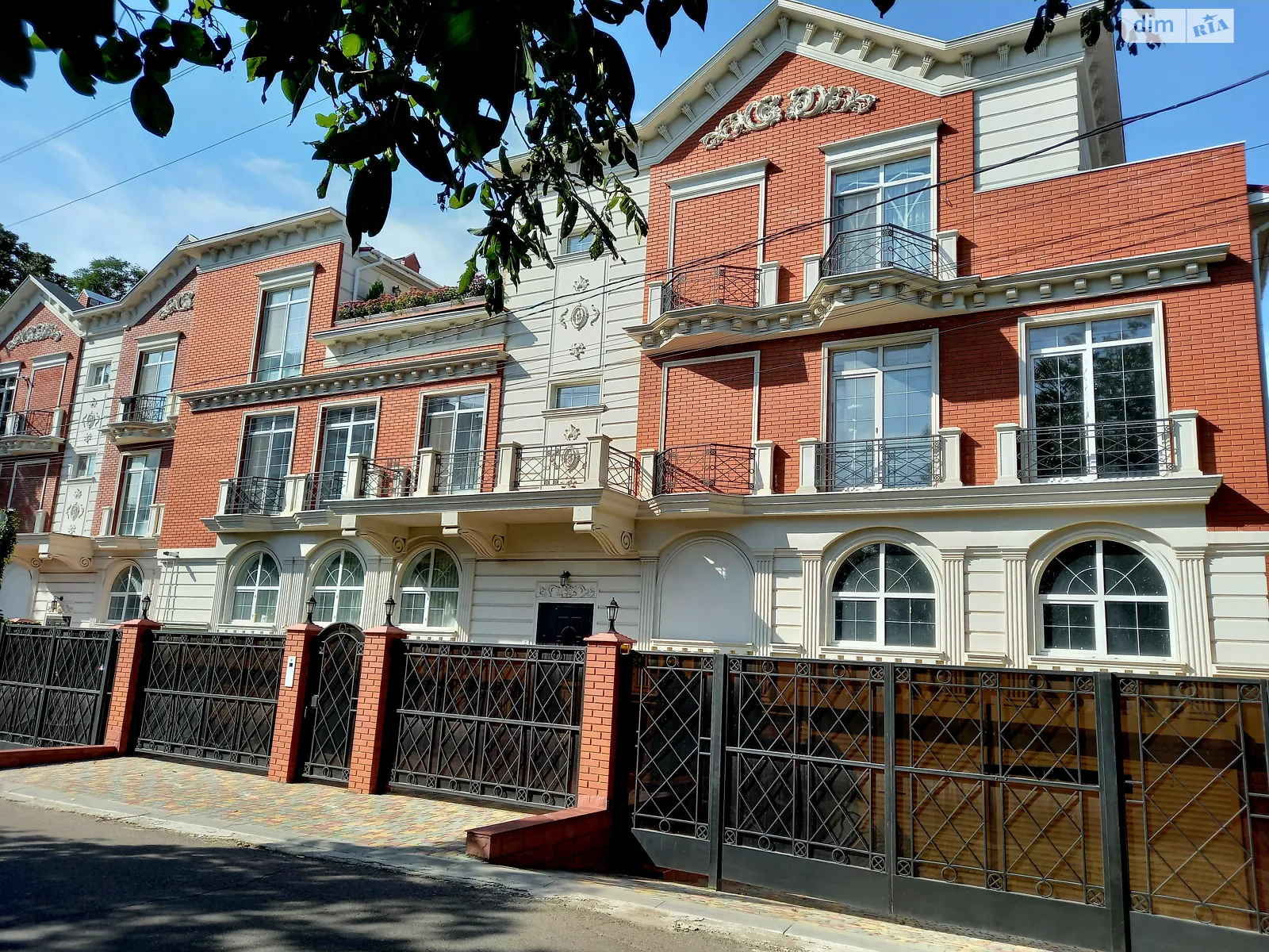 Продается 2-комнатная квартира 87.5 кв. м в Одессе, ул. Львовская - фото 1