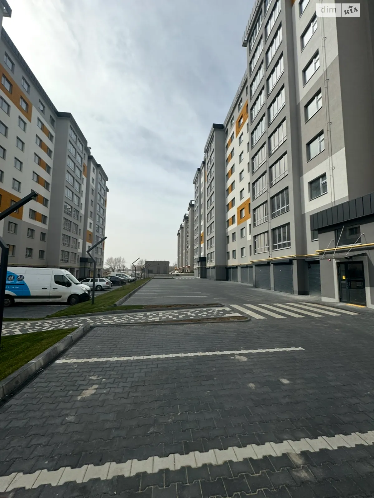 Продається 2-кімнатна квартира 81 кв. м у Хмельницькому, вул. Вінницька, 1/8 - фото 1