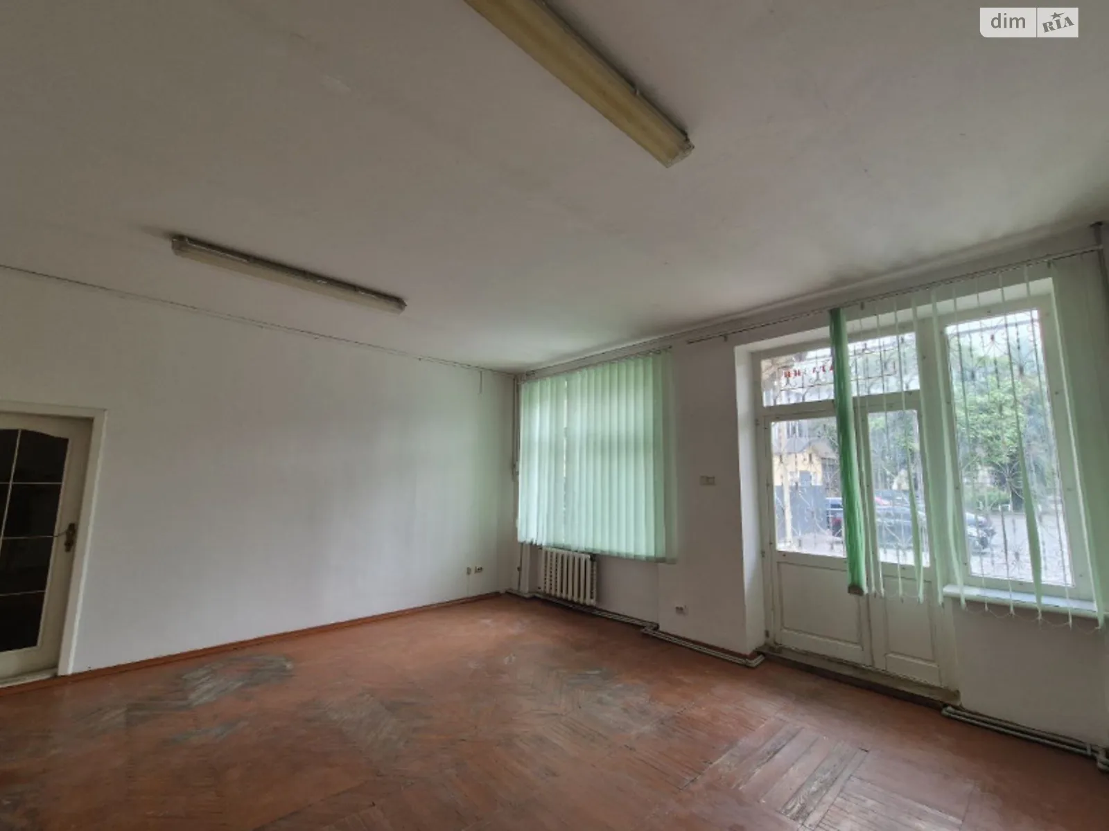 Сдается в аренду офис 75 кв. м в бизнес-центре, цена: 7500 грн - фото 1