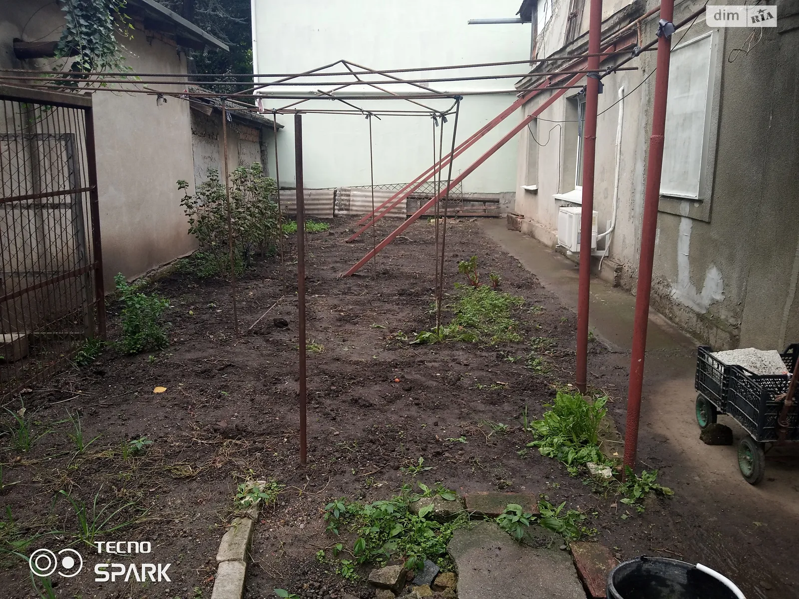 Продается часть дома 56 кв. м с садом, цена: 30000 $ - фото 1