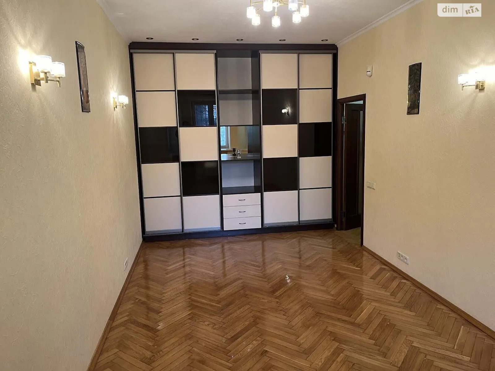 Здається в оренду офіс 55.8 кв. м в бізнес-центрі, цена: 18000 грн - фото 1