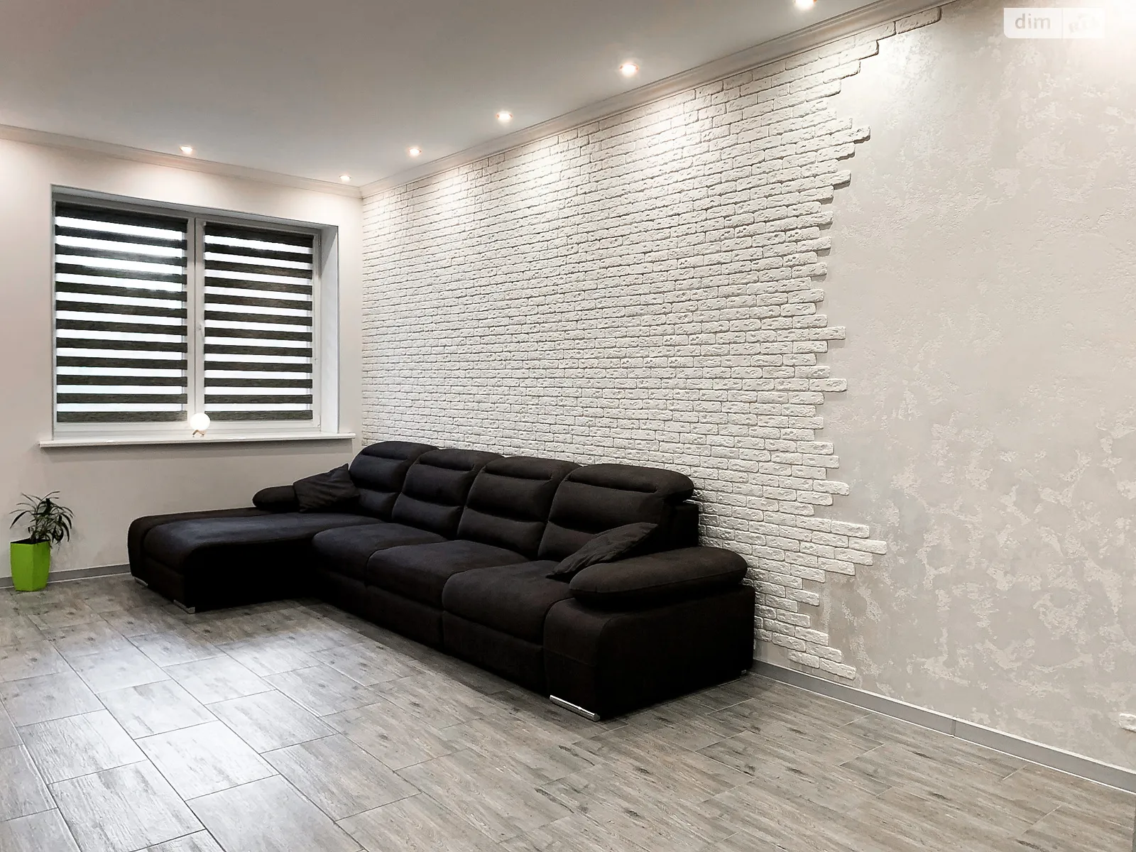 Продается дом на 2 этажа 193 кв. м с бассейном, цена: 200000 $ - фото 1