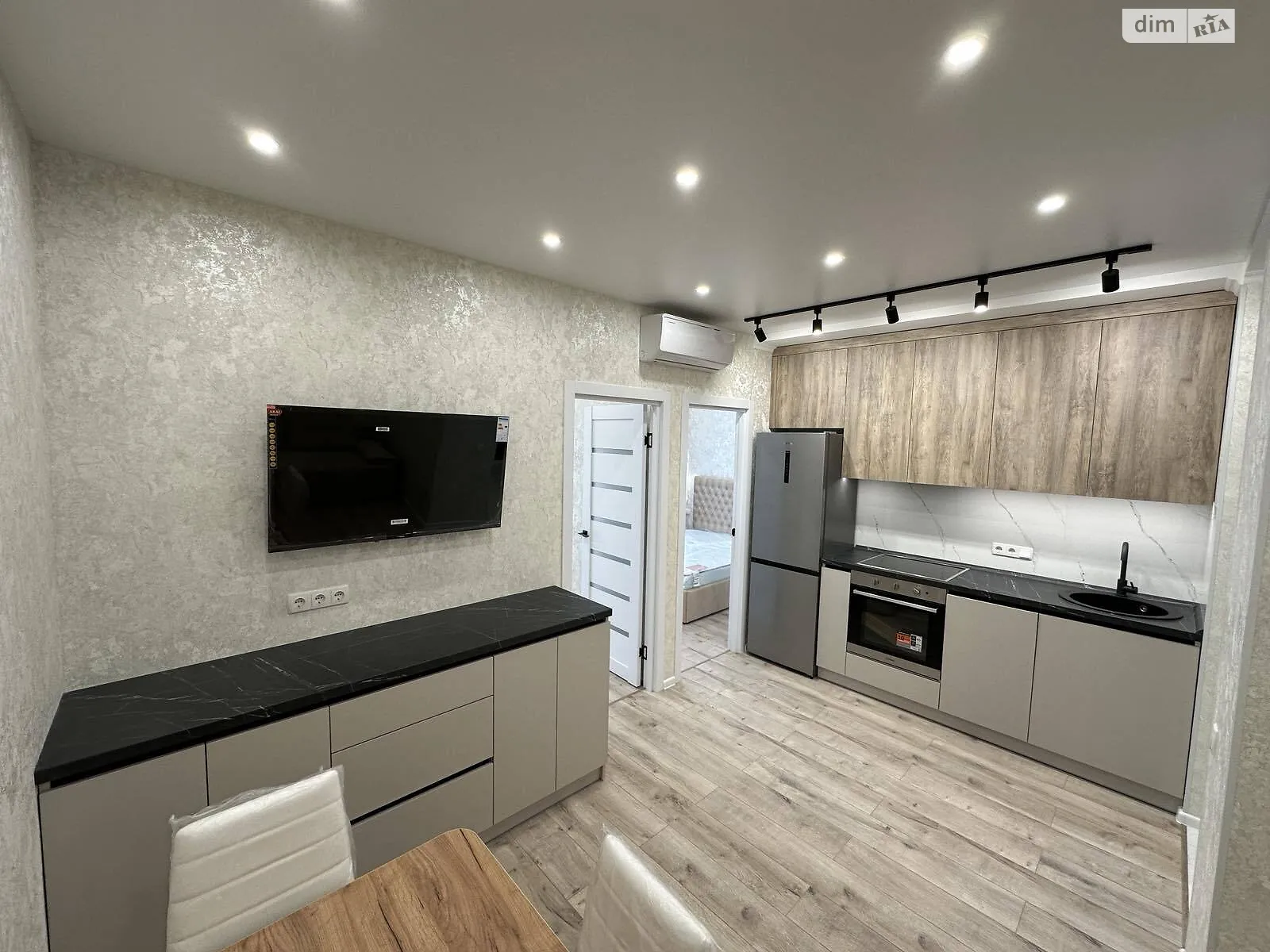 Продается 2-комнатная квартира 43 кв. м в Лиманке, ул. Жемчужная, 12 - фото 1