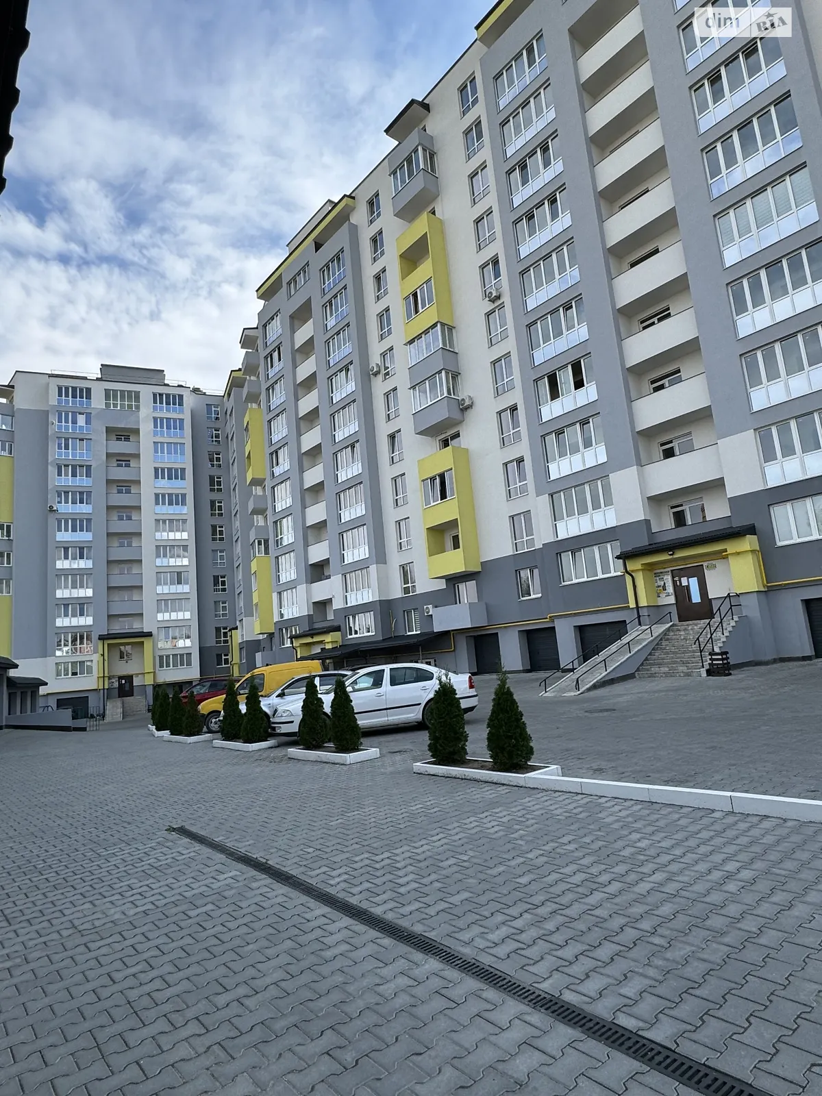 3-кімнатна квартира 93 кв. м у Тернополі, вул. Будного Степана, 3В - фото 1