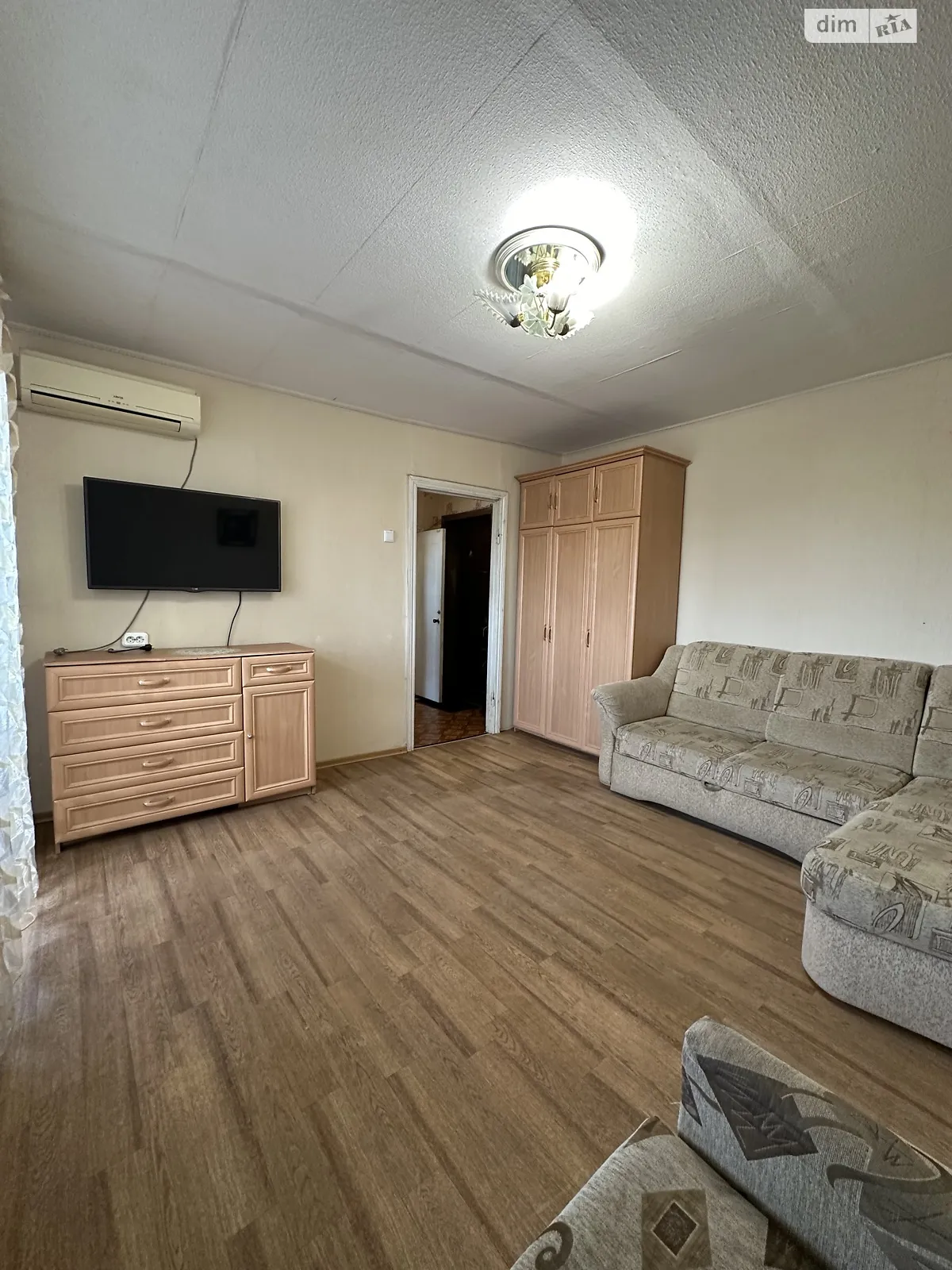 Продается 1-комнатная квартира 28.3 кв. м в Днепре, ул. Тютюнника Василия, 11 - фото 1