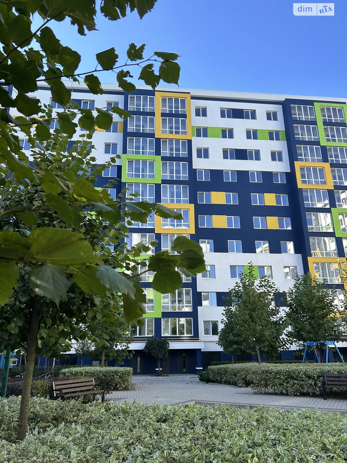 Продается 2-комнатная квартира 65 кв. м в Буче, бул. Леонида Бирюкова, 7 - фото 1
