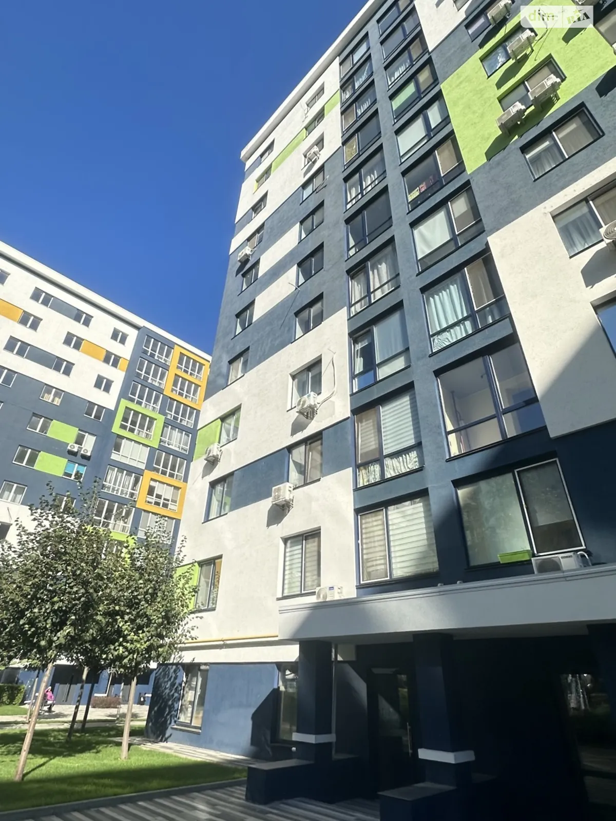 Продается 1-комнатная квартира 36.24 кв. м в Буче, бул. Леонида Бирюкова, 9 - фото 1