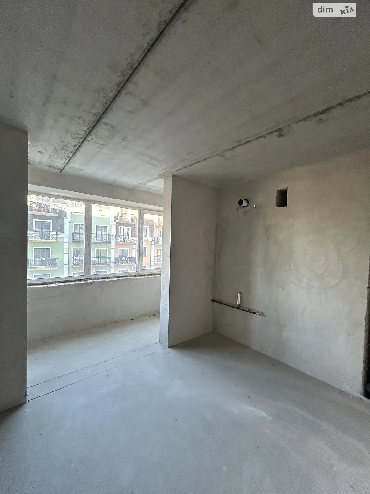 Продается 2-комнатная квартира 65 кв. м в Буче, бул. Леонида Бирюкова, 9 - фото 1