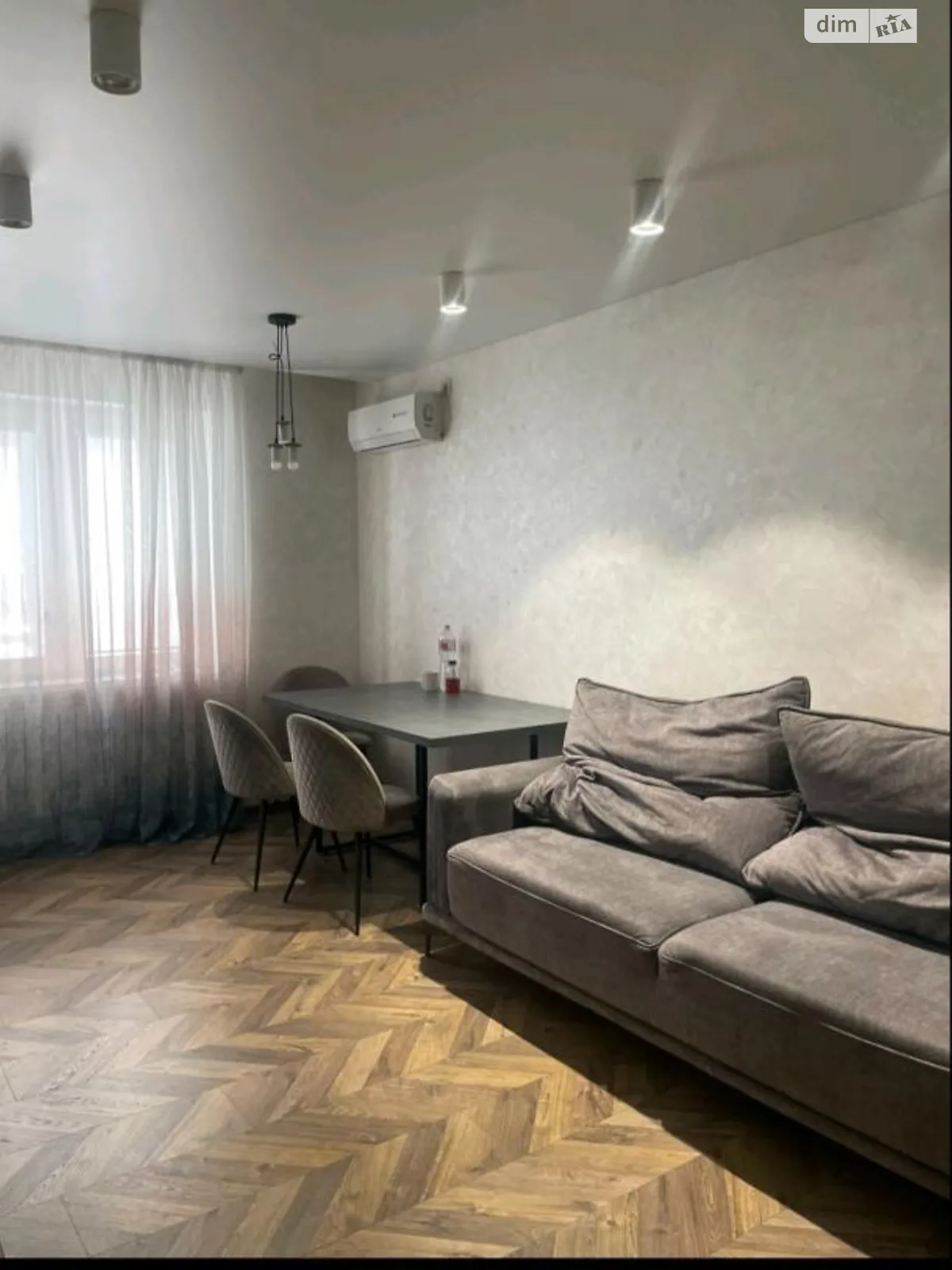Продается 4-комнатная квартира 69.3 кв. м в Харькове, вул. Холодногорская - фото 1