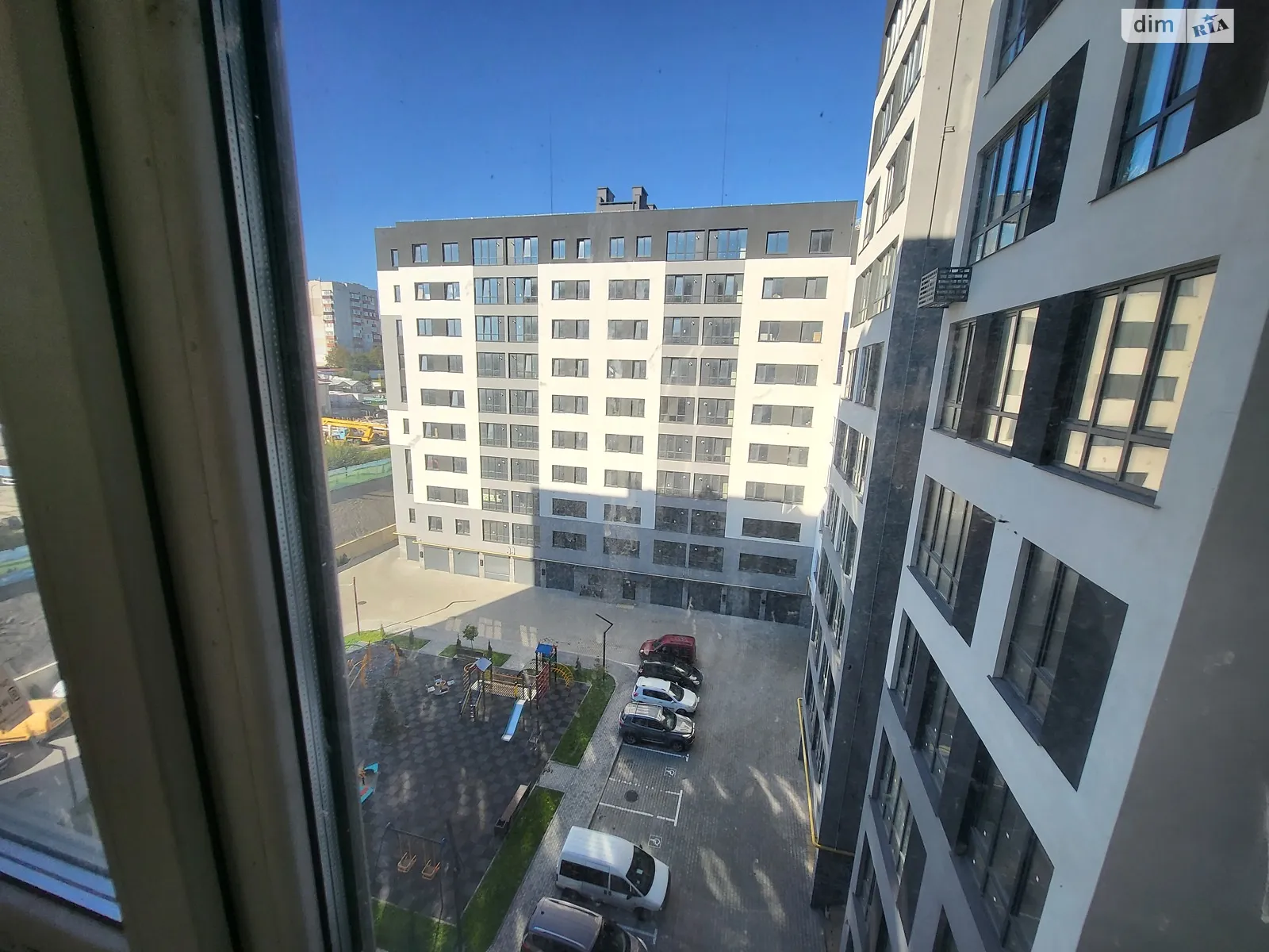 Продается 1-комнатная квартира 42 кв. м в Хмельницком, ул. Озерная, 14 - фото 1
