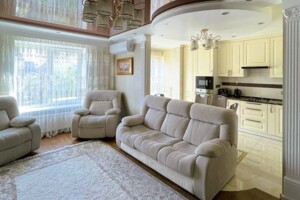 Продажа квартиры, Ивано-Франковск, р‑н. Центр, ул. Украинской Победы