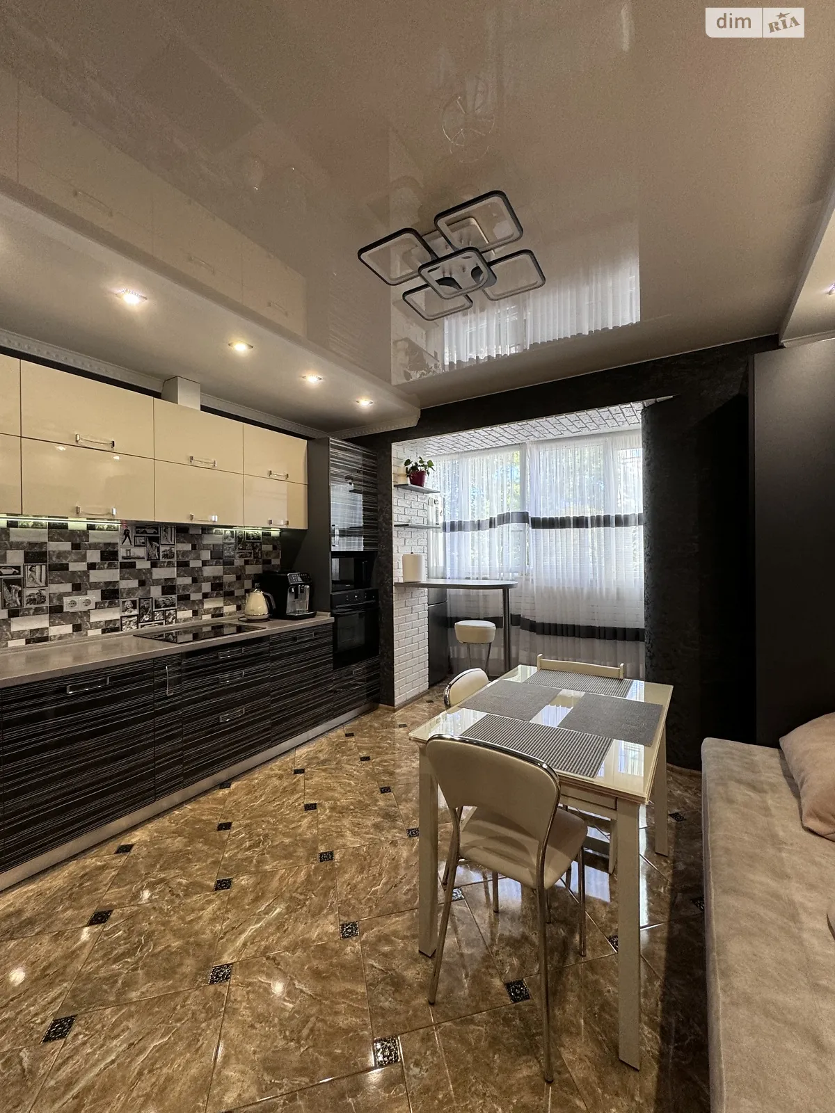 Продается 2-комнатная квартира 71.6 кв. м в Одессе, пер. Испанский - фото 1