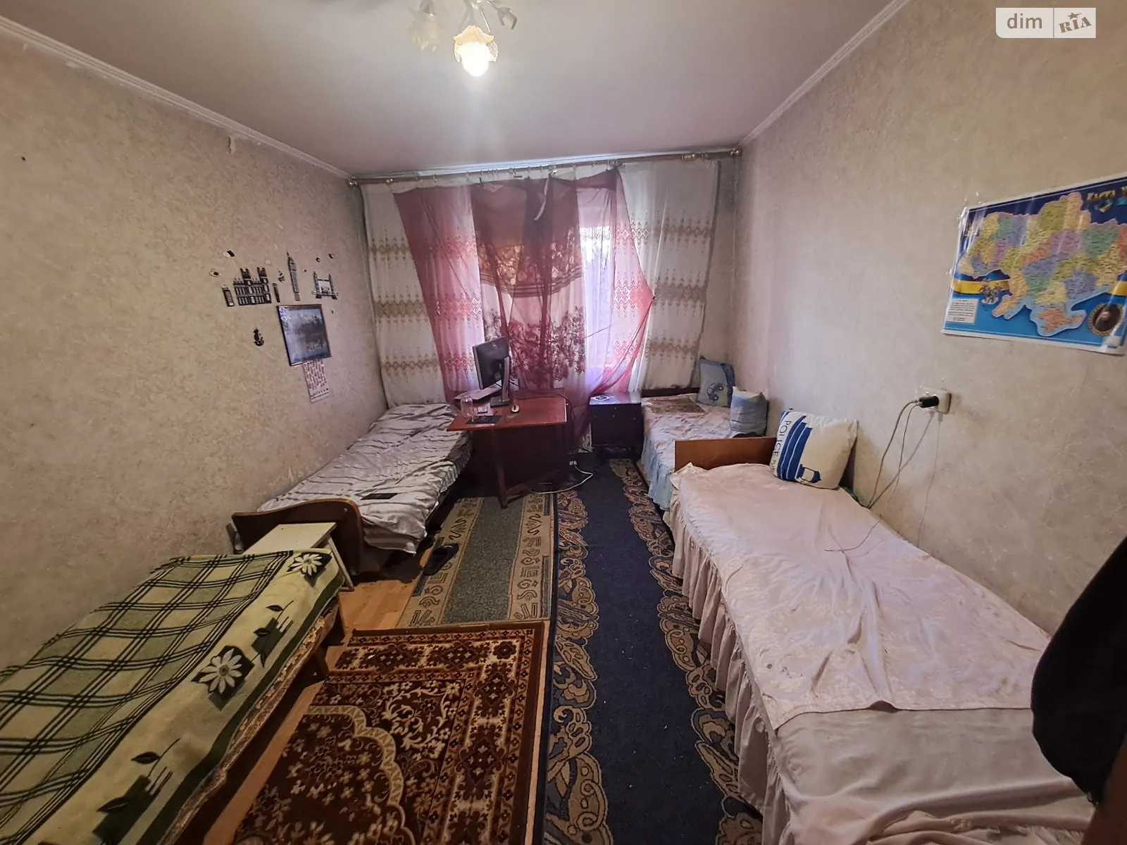 Здається в оренду кімната 80 кв. м у Києві, цена: 1300 грн - фото 1