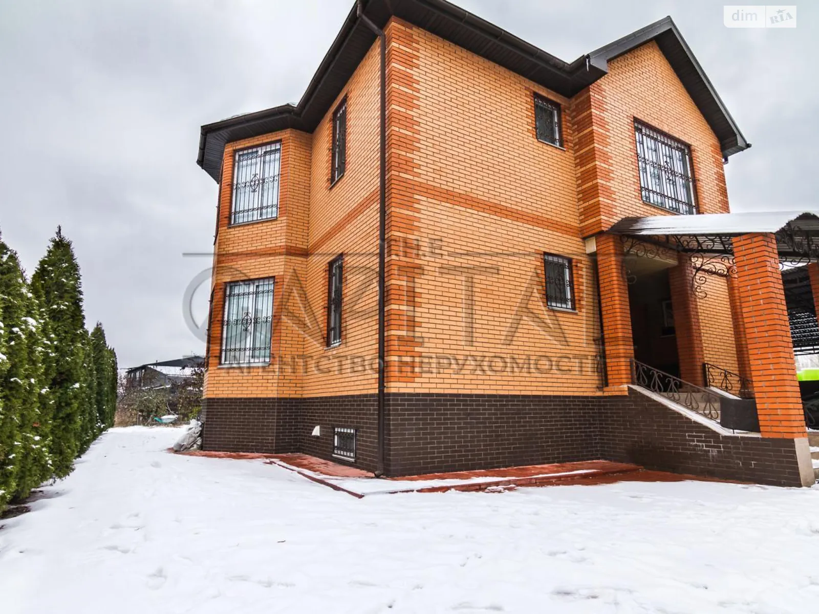 Сдается в аренду дом на 2 этажа 305 кв. м с садом, цена: 1700 $ - фото 1