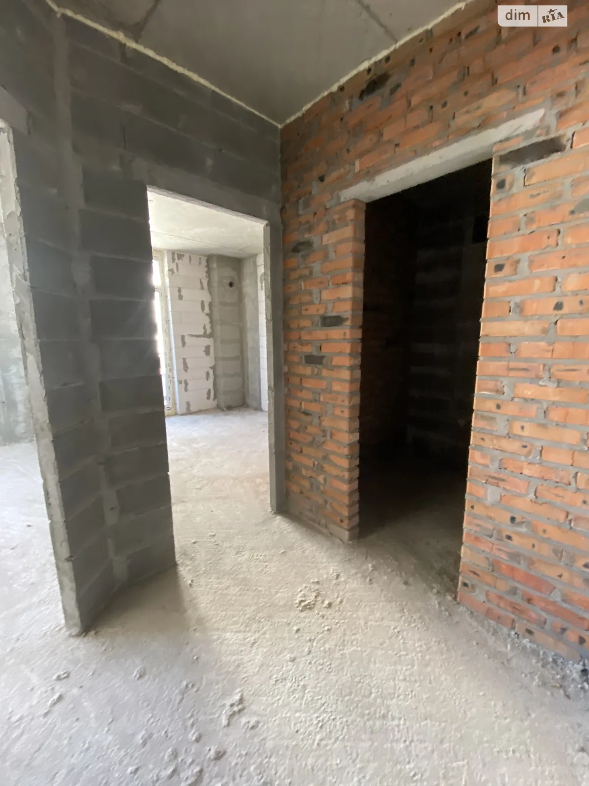 Продається 1-кімнатна квартира 35 кв. м у Ірпені, вул. Ольги Кобилянської(Достоєвського), 1В/10 - фото 1