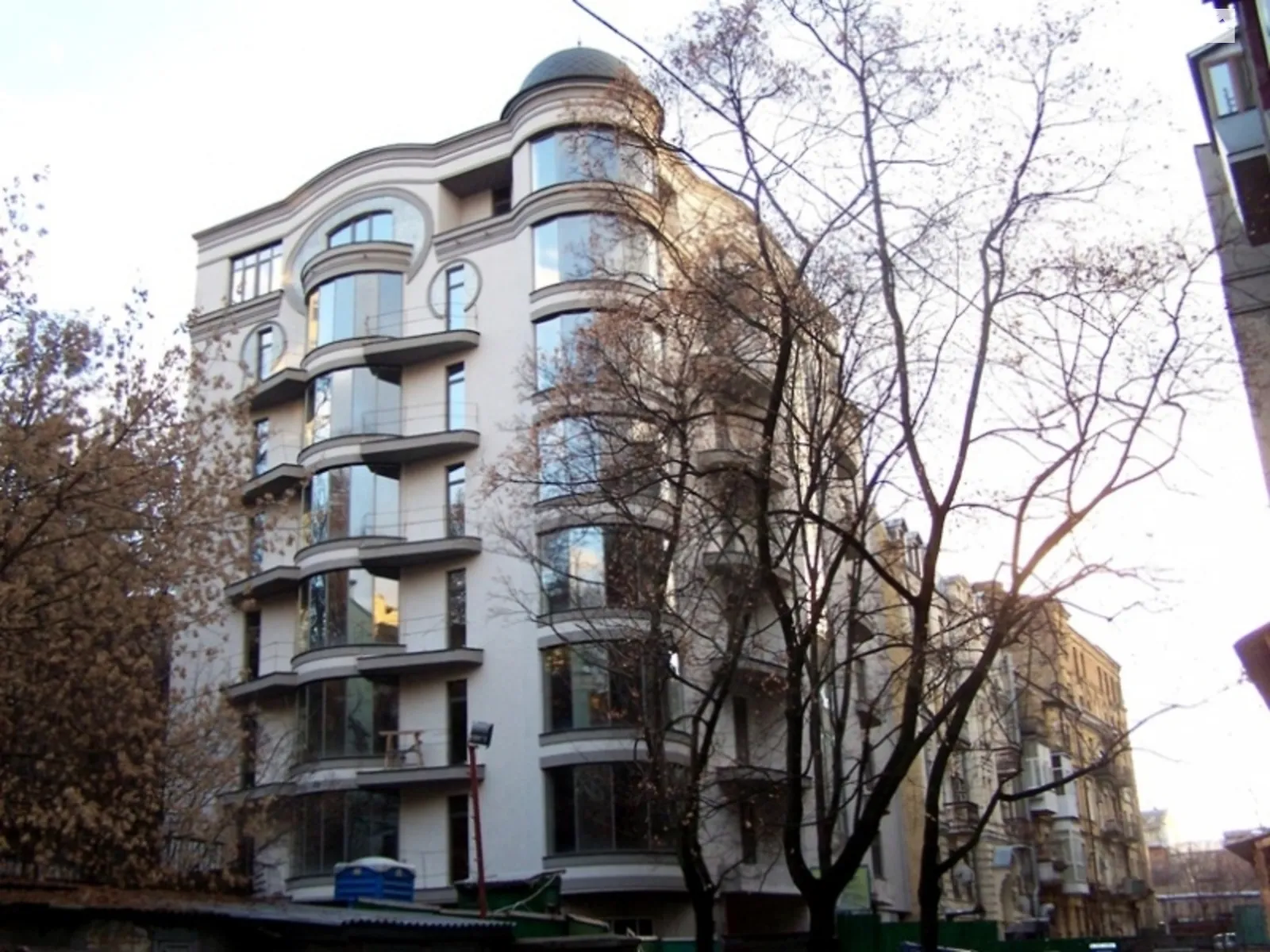 Продается 4-комнатная квартира 170 кв. м в Киеве, ул. Ивана Франко, 11 - фото 1