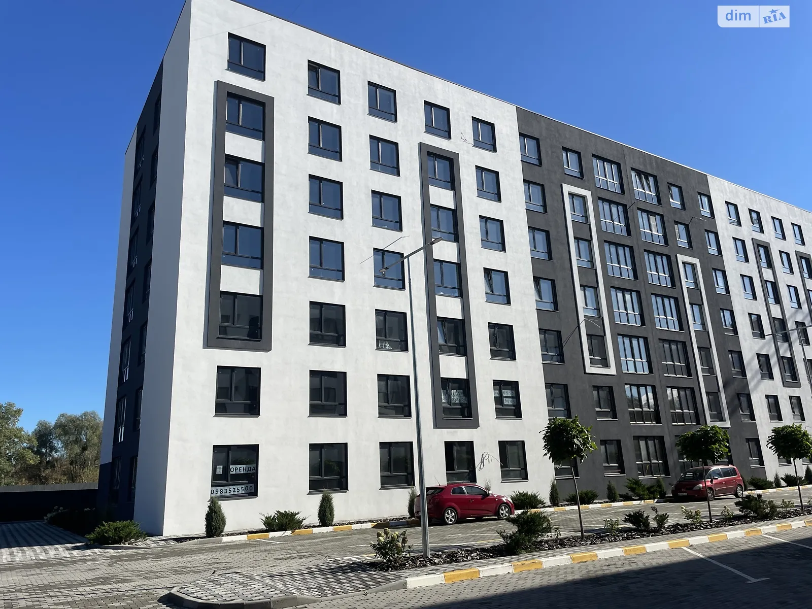 Продається 1-кімнатна квартира 38 кв. м у Гостомелі, вул. Мирна, 3Б - фото 1