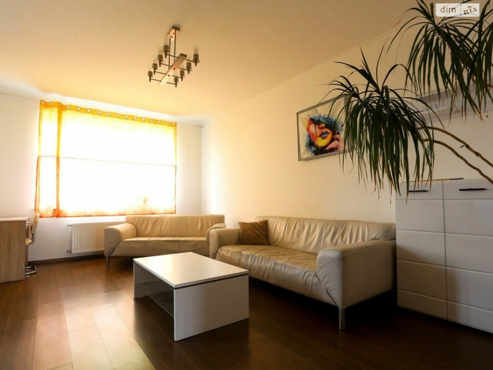 Здається в оренду 4-кімнатна квартира 114 кв. м у Львові, вул. Владислава Веливока(Металістів) - фото 1