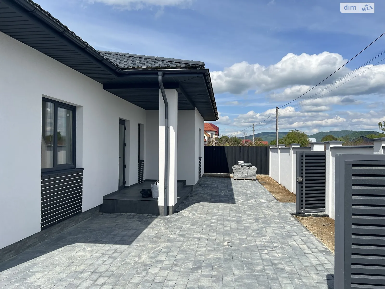 Продается одноэтажный дом 117 кв. м с подвалом, цена: 130000 $ - фото 1