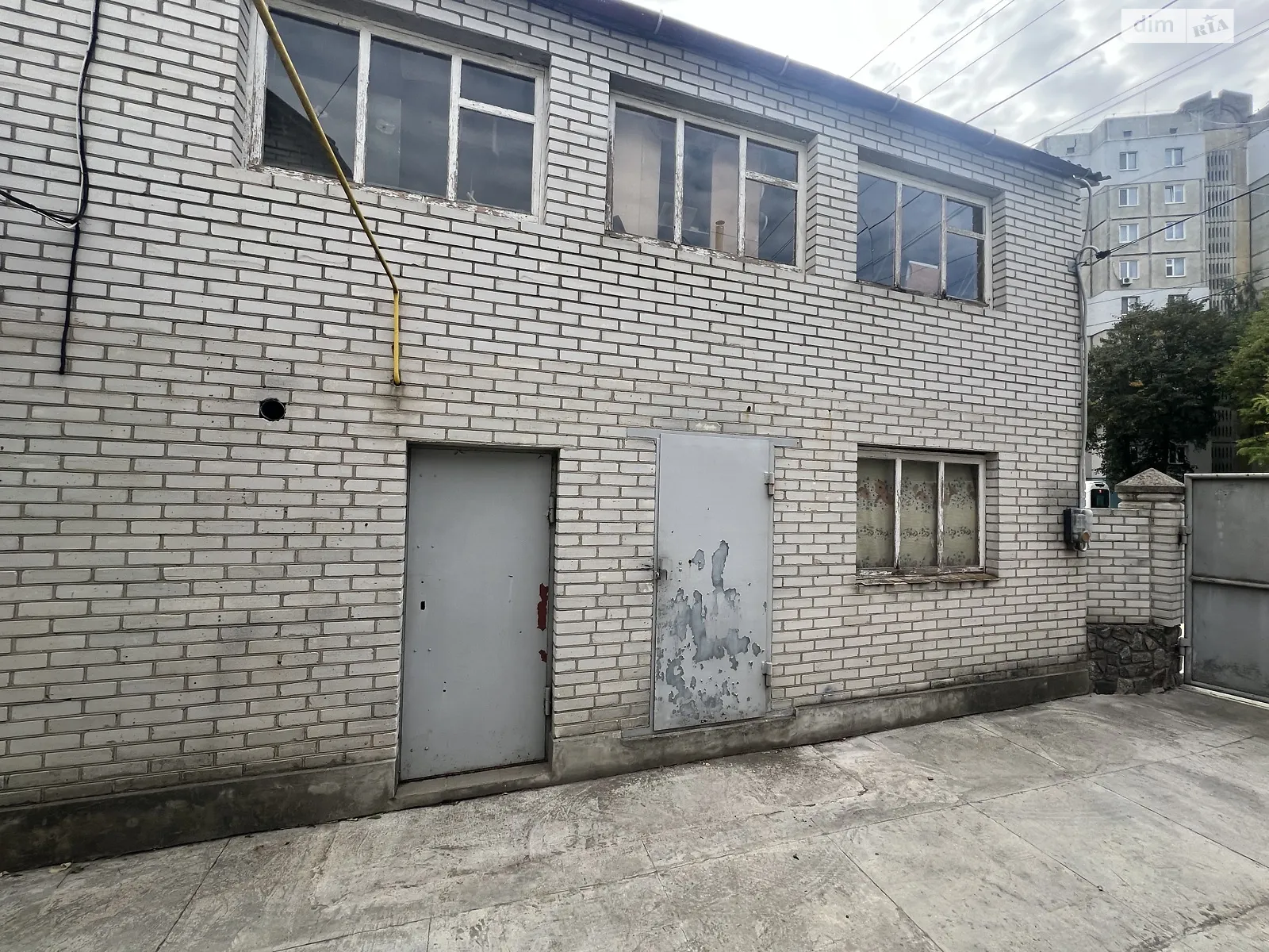 Продается часть дома 92 кв. м с камином, цена: 47000 $ - фото 1