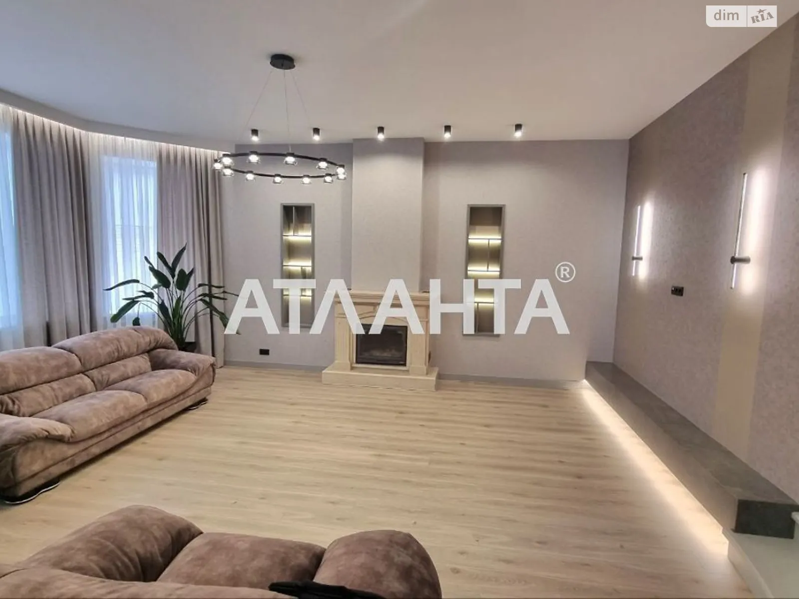 Продается дом на 2 этажа 250 кв. м с баней/сауной, цена: 450000 $ - фото 1