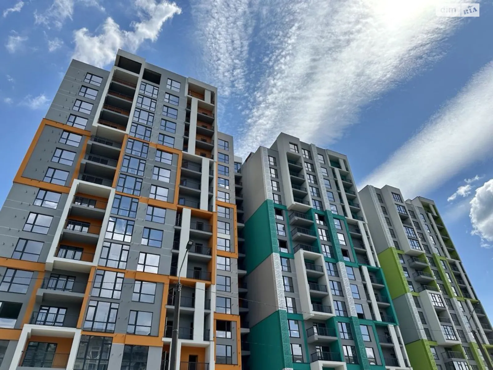Продается 2-комнатная квартира 70.6 кв. м в Днепре, пер. Добровольцев, 23 - фото 1