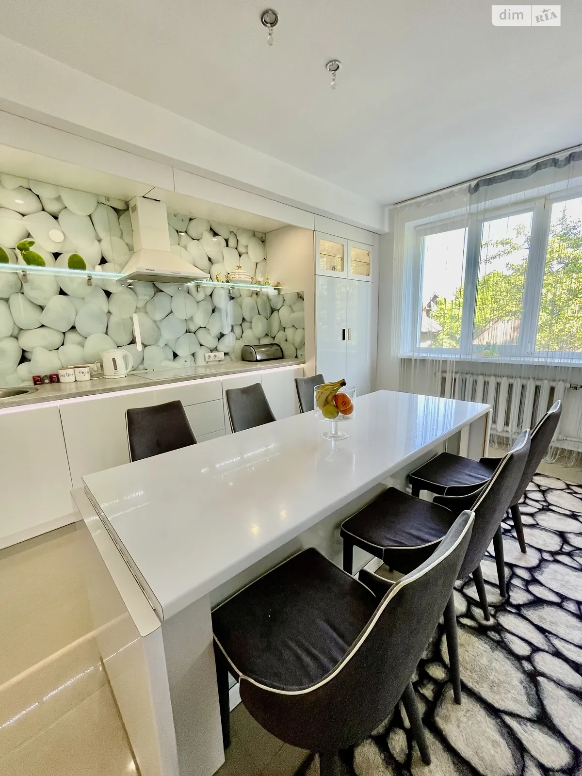 Продается дом на 2 этажа 180 кв. м с мебелью, цена: 130000 $ - фото 1