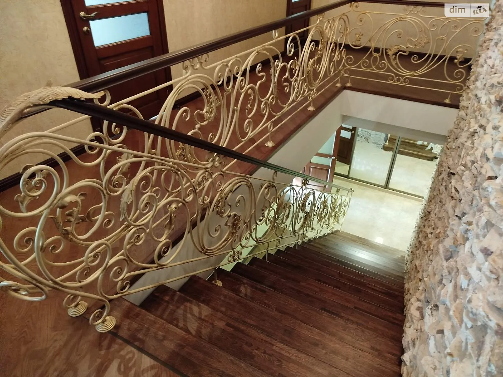 Сдается в аренду 5-комнатная квартира 267 кв. м в Киеве, ул. Василия Тютюнника, 37/1 - фото 1