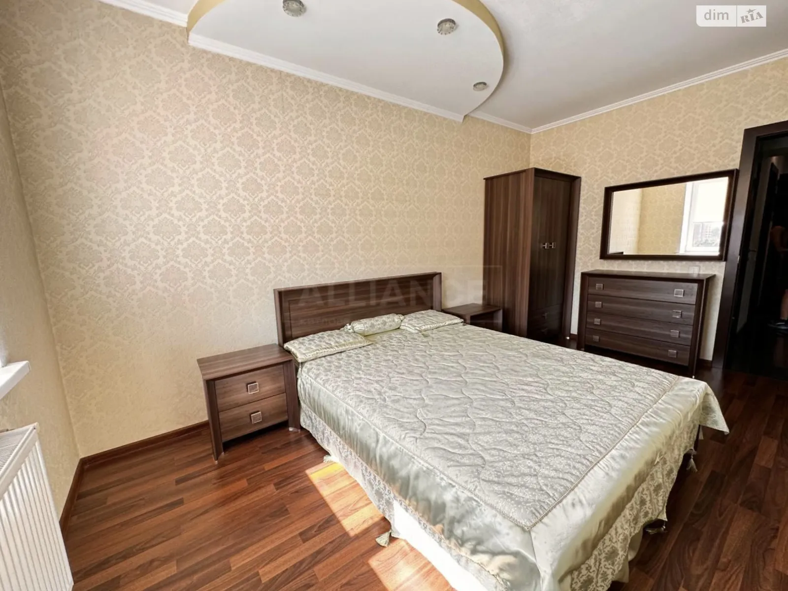 Продается 2-комнатная квартира 72.3 кв. м в, цена: 66500 $ - фото 1