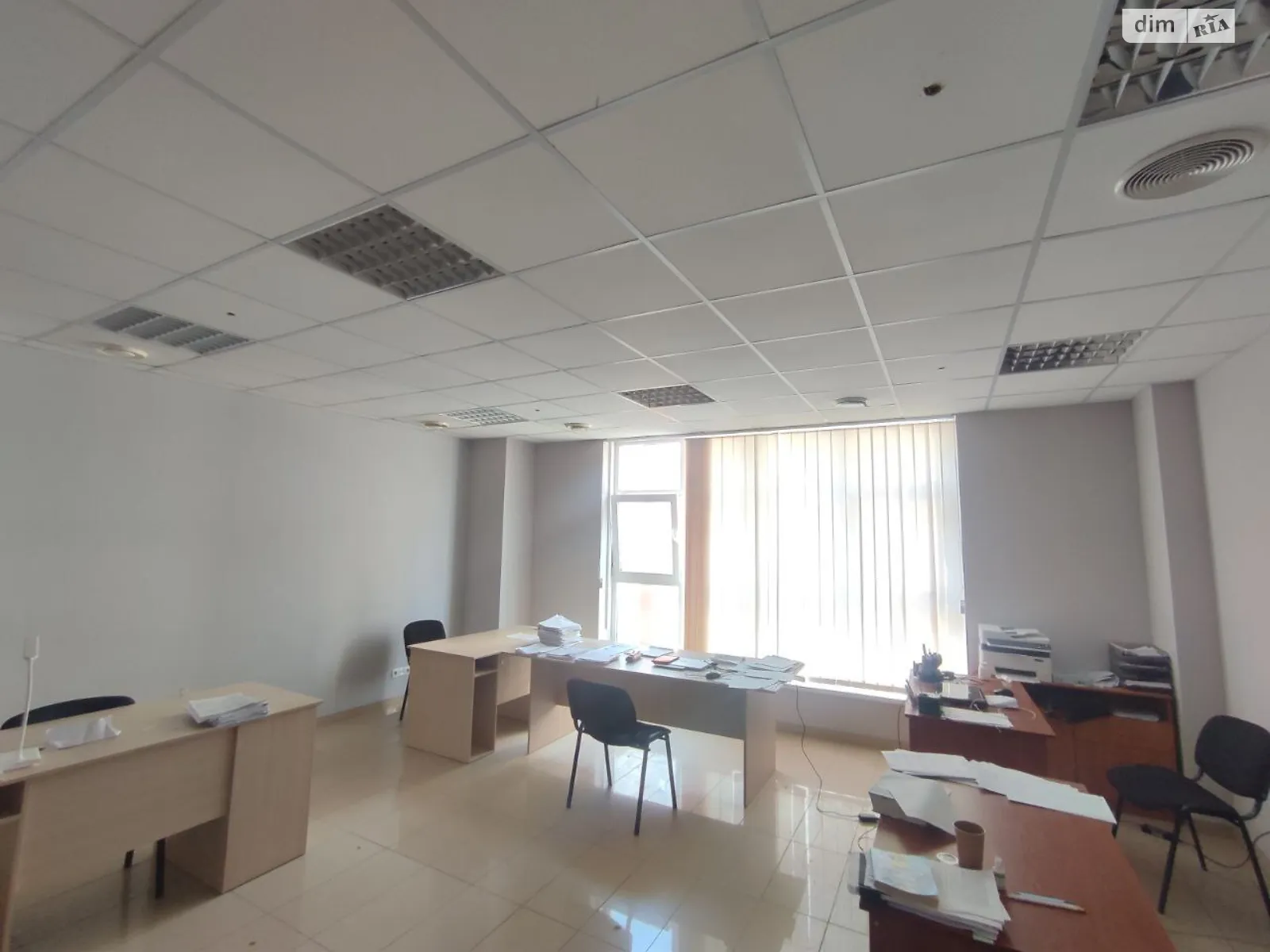 Здається в оренду офіс 44.5 кв. м в бізнес-центрі, цена: 8900 грн - фото 1