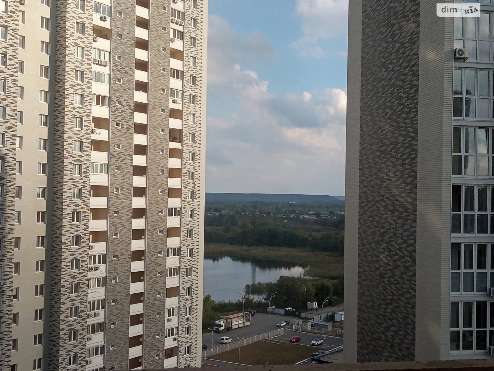 Продается 2-комнатная квартира 77 кв. м в Киеве, ул. Ревуцкого, 54А - фото 1
