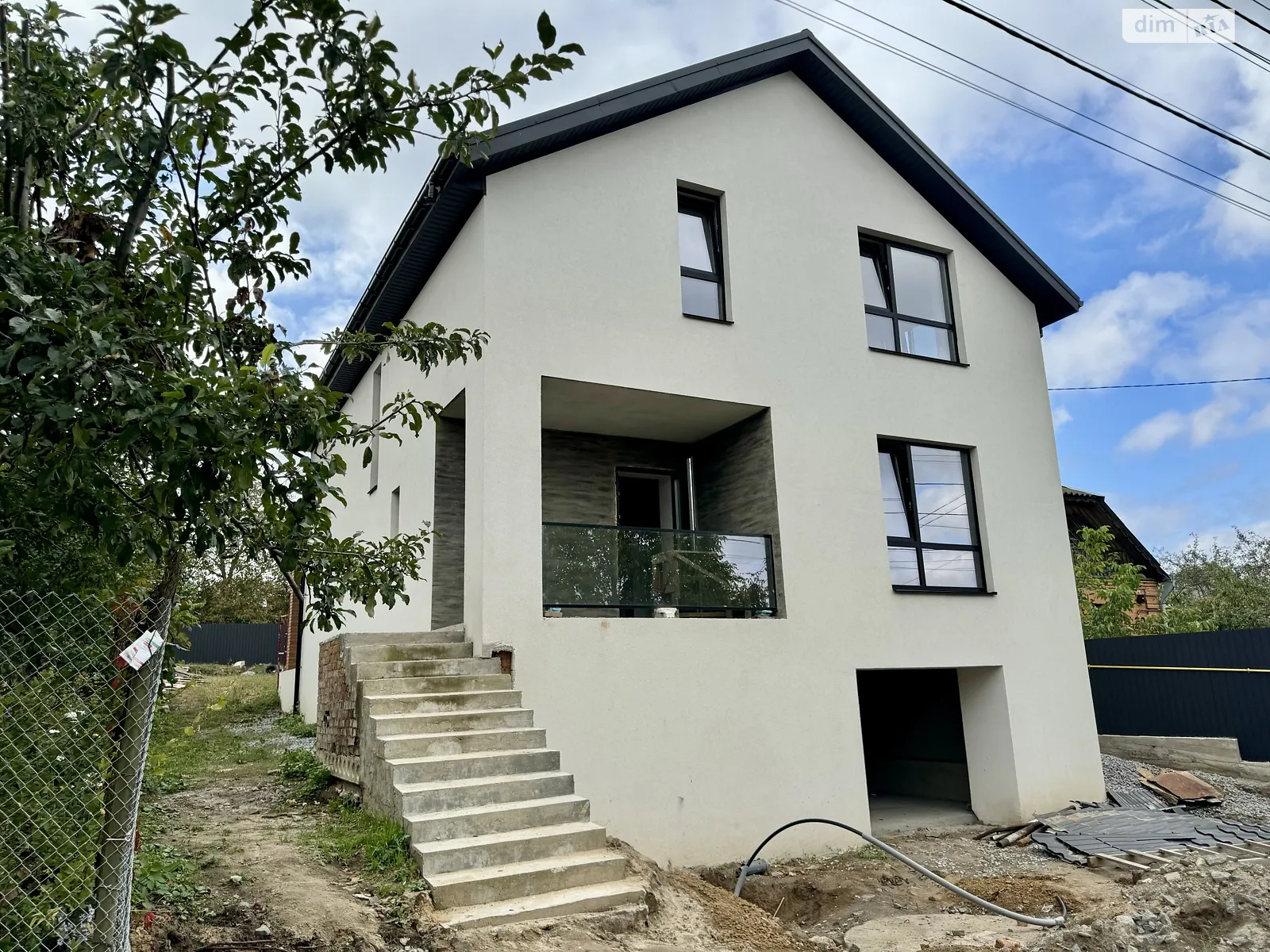 Продается дом на 2 этажа 186 кв. м с верандой, цена: 165000 $ - фото 1
