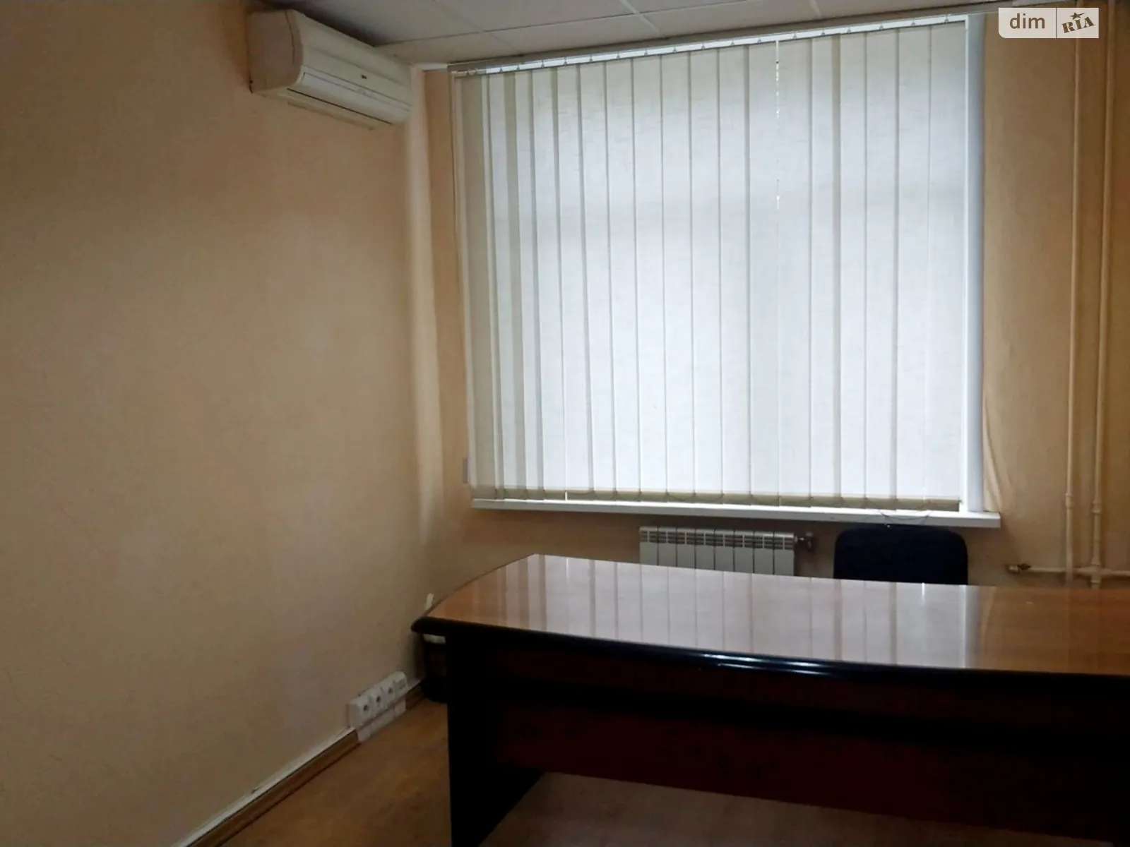 Здається в оренду офіс 14 кв. м в бізнес-центрі, цена: 8880 грн - фото 1
