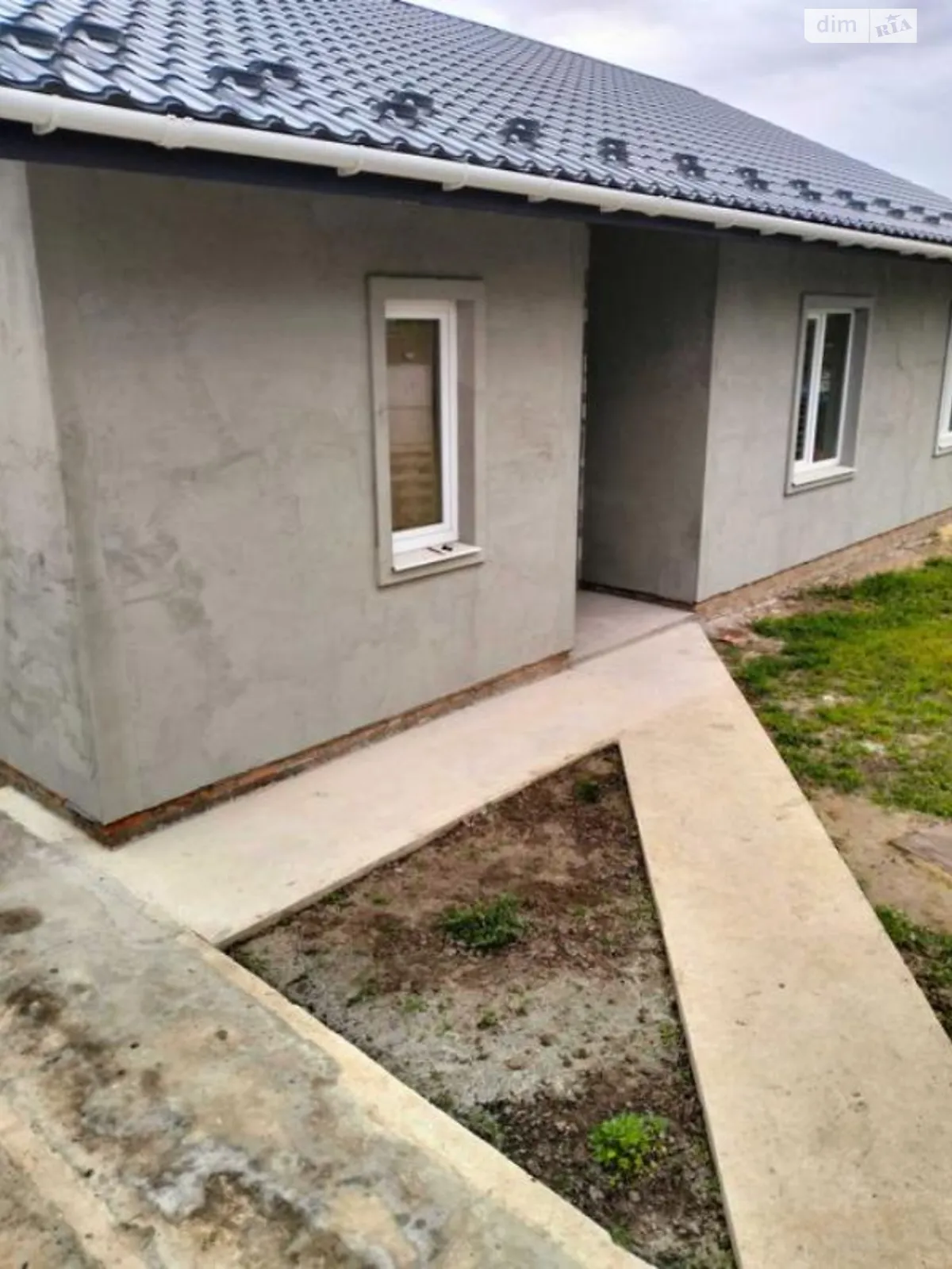 Продается одноэтажный дом 100 кв. м с подвалом, цена: 50900 $ - фото 1