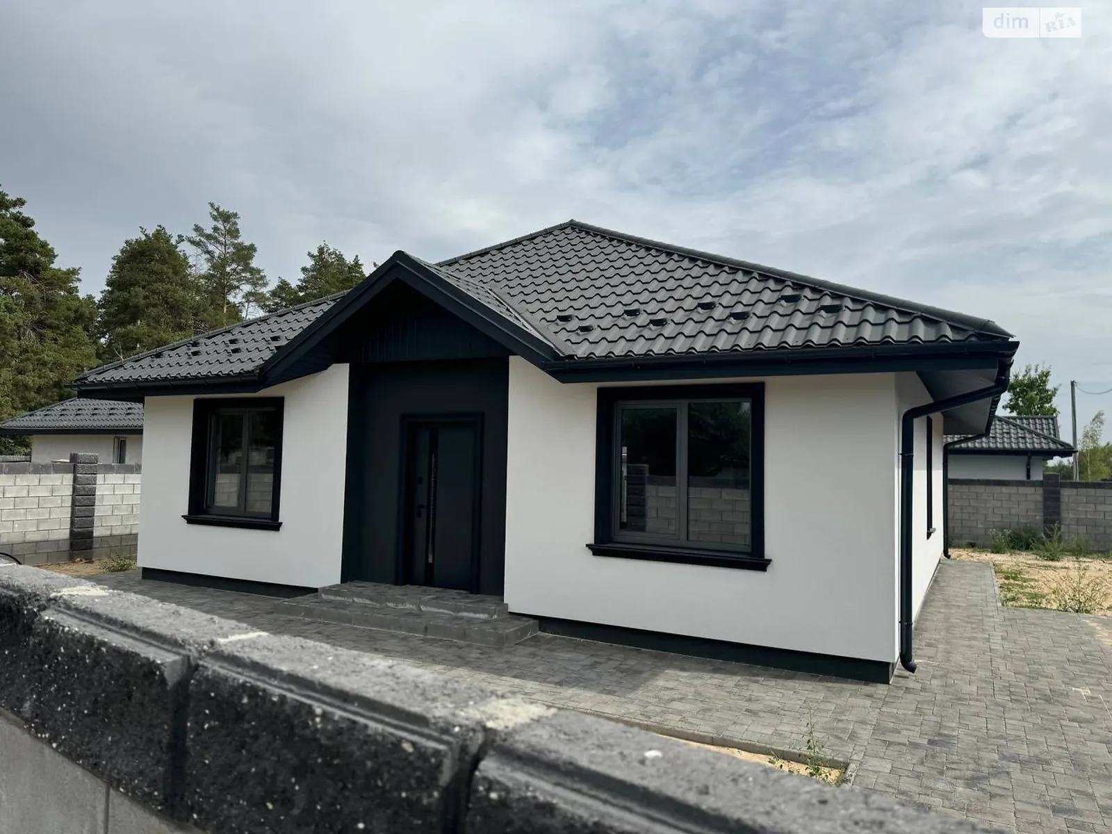 Продается одноэтажный дом 89.7 кв. м с камином, цена: 78000 $ - фото 1