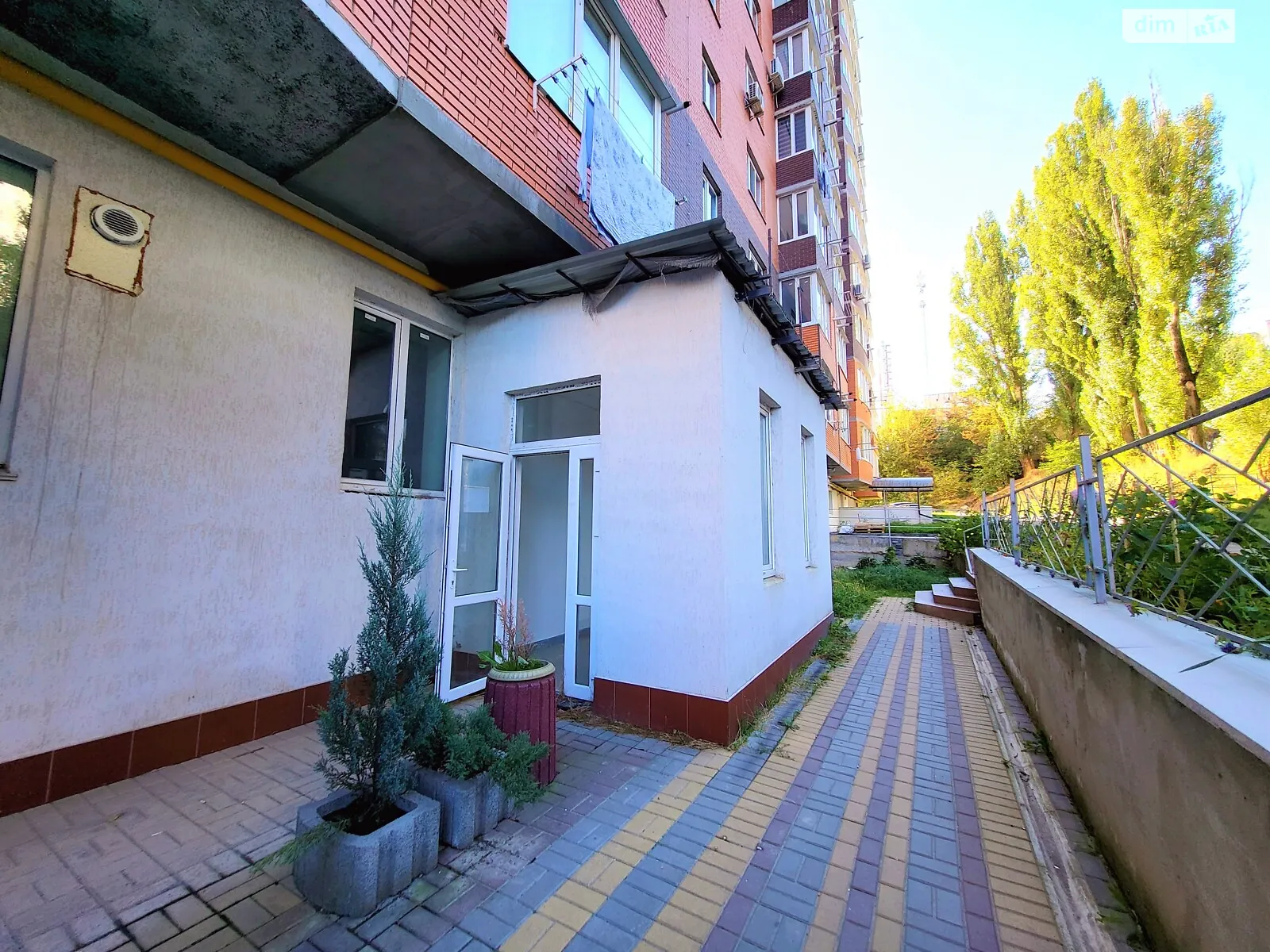 Продається приміщення вільного призначення 47 кв. м в 12-поверховій будівлі, цена: 42000 $ - фото 1