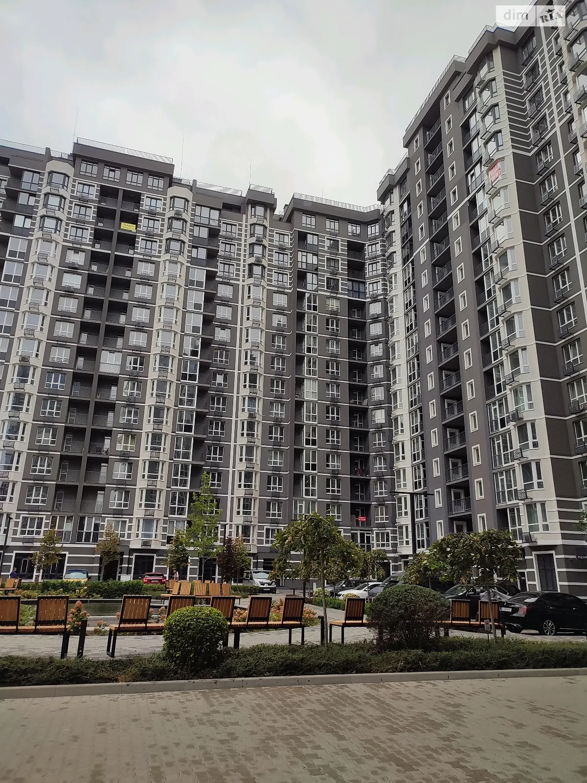 Продается 2-комнатная квартира 82 кв. м в Буче, бул. Леонида Бирюкова, 2А - фото 1