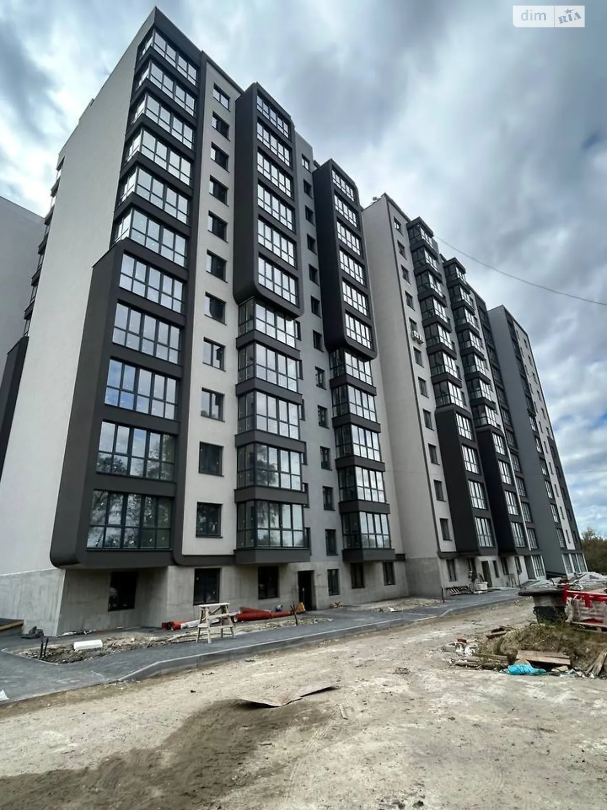 Продається 2-кімнатна квартира 69 кв. м у Львові, вул. Роксоляни, 161 - фото 1